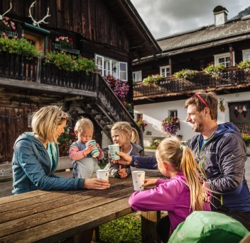 Ihre Gastgeber Familie Perner