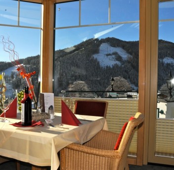 Herrliche Aussicht beim Dinner in unserem Wintergarten