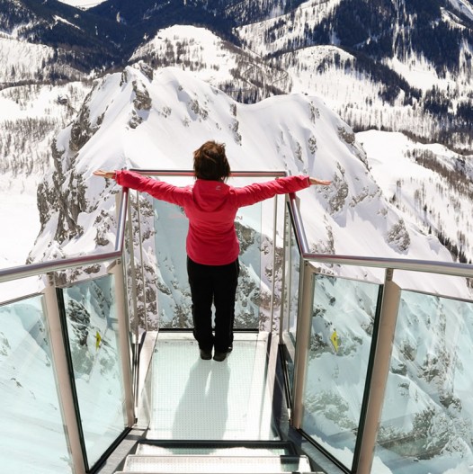 Treppe ins Nichts am Dachstein